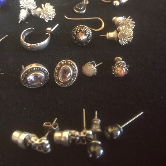 Assorted earrings - Picture 3 of 3